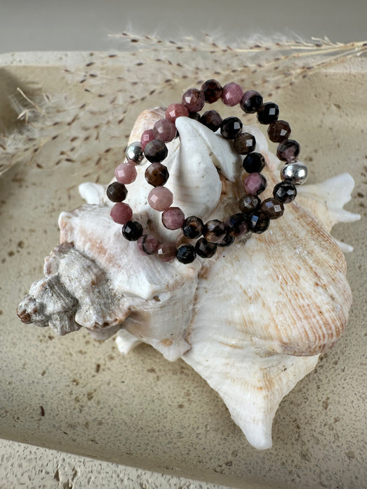 Rhodonit mit schwarzem Turmalin – Perlenring mit 925er Silberperle, Gr.52-55