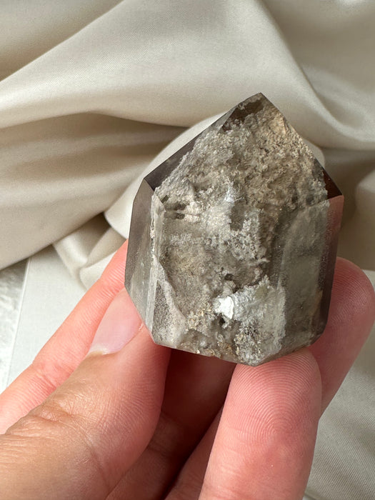 Gartenquarz Spitze A24