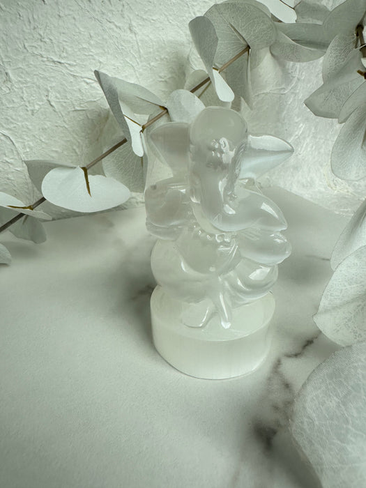 Selenit Figur Ganesha
