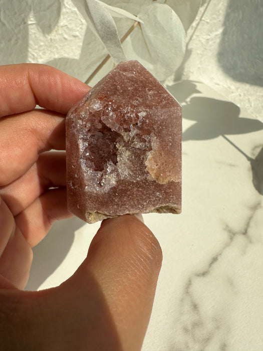 Pinke Amethyst Spitze klein D23