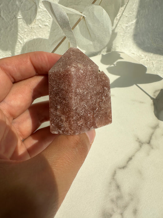 Pinke Amethyst Spitze klein D23