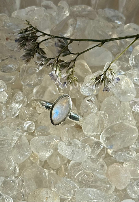 Weißer Labradorit Ring – 925er Silber, Größe 57