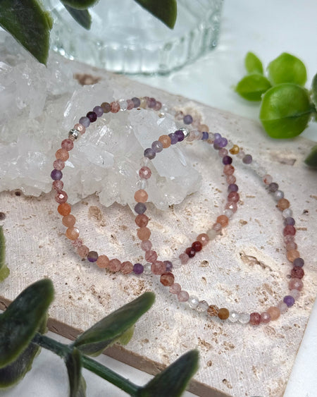 Mondstein-Amethyst Armband mit 4 mm facettierten Perlen und 925 Silberperle