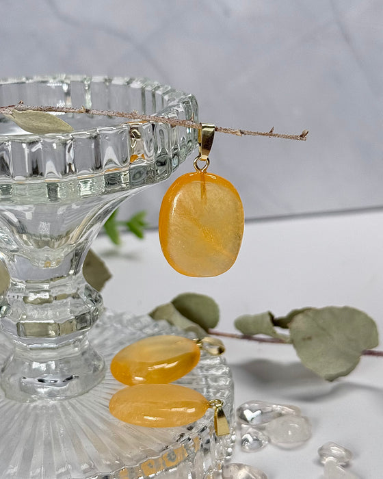 Orangencalcit Anhänger  Vergoldete 925er Silberöse · ca. 2,4 cm