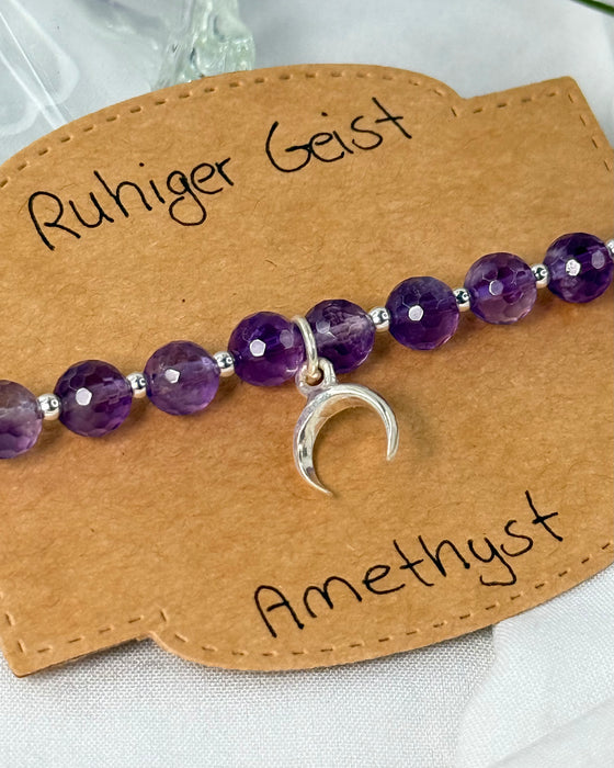 Amethyst Macramé-Armband facettiert (6 mm) mit Halbmond – 925 Silberperlen vergoldet, verstellbar