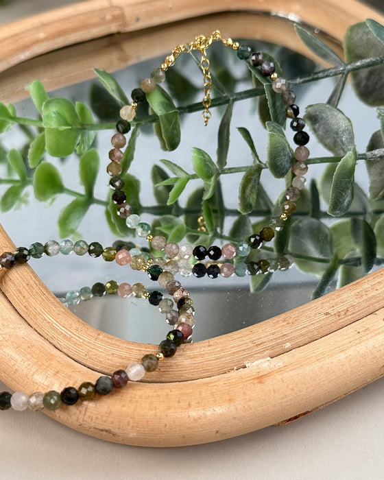 Facettiertes Turmalin-Armband mit 4 mm Perlen aus 925er Silber vergoldet, filigran gearbeitet