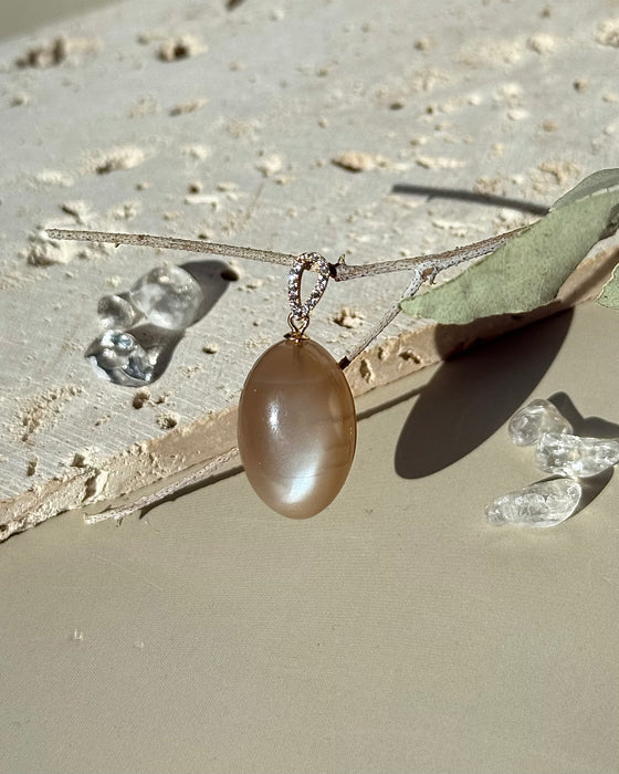 Mondstein Anhänger mit vergoldeter 925 Silberöse und Zirkonia