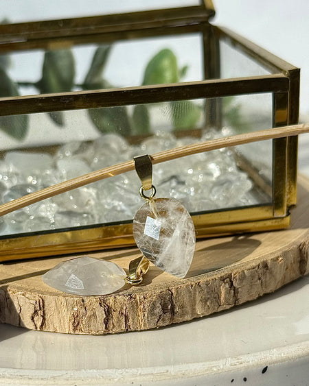 Klarer Edelstein Anhänger Bergkristall transparent 1,8 cm