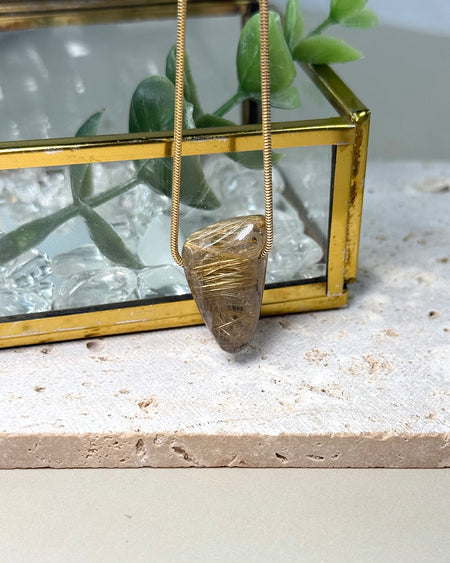Rutilquarz Anhänger gebohrt klar mit feinen Nadeln ca 2,2 cm