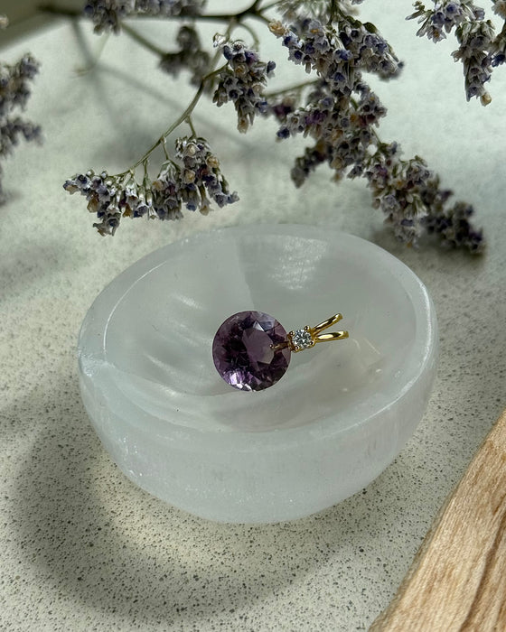 Facettierter Amethyst-Anhänger – High Quality mit Zirkonia & 925er Silber Doppelschlaufe vergoldet, 1,2cm