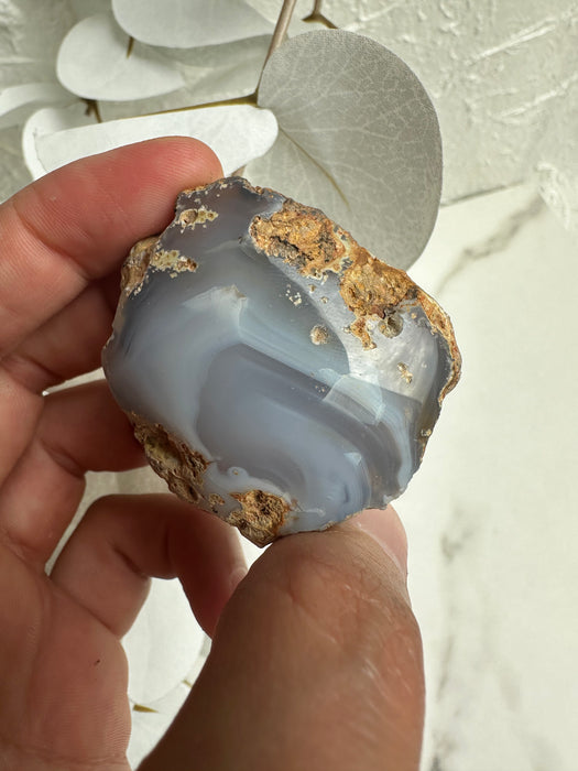 Blauer Chalcedon Anschliff H17