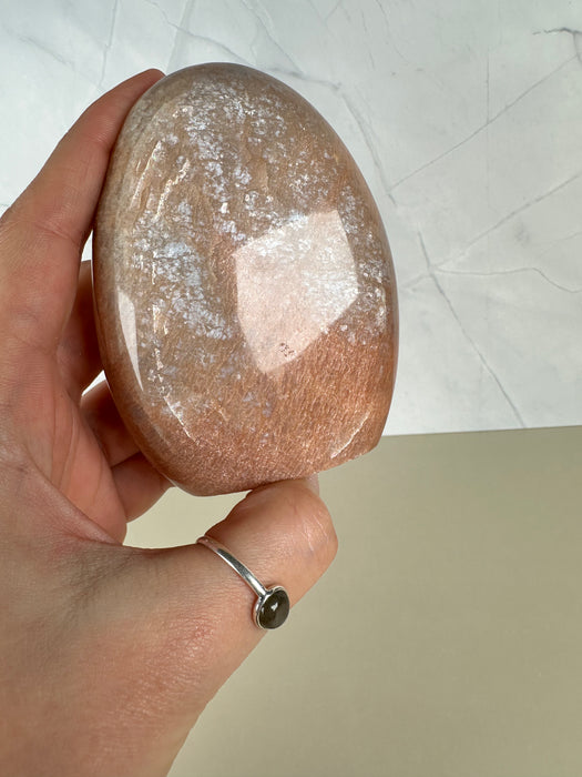 Aprikosenmondstein Freiform A28