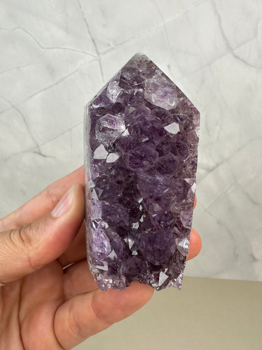 Amethyst Spitze mit Kristallrasen B-Ware