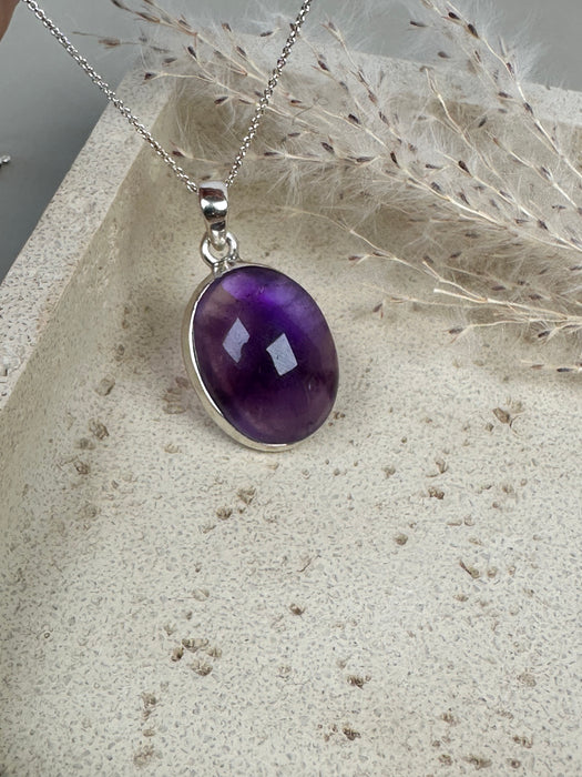 Amethyst Anhänger eingefasst in 925er silber