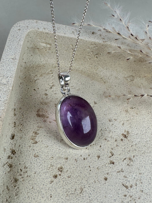 Amethyst Anhänger eingefasst in 925er silber