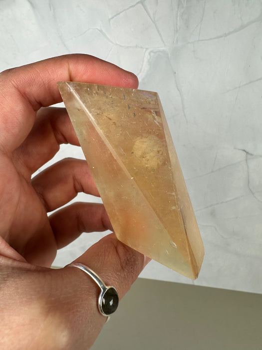 Orangencalcit Freiform