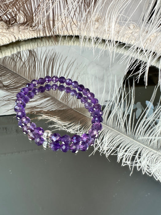 Amethyst Kugel Armband facettiert  6 mm mit 925er Silberperle high quality