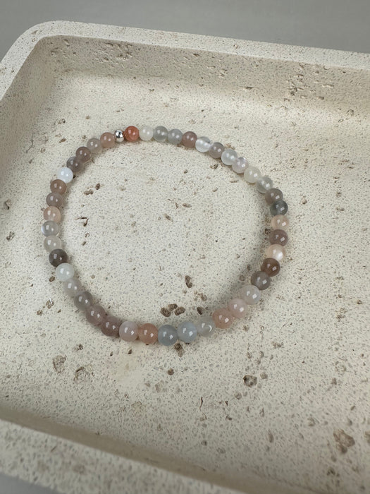 Mondstein mix Kugelarmband mit 925er Silberperle 4 mm, Umfang 17 cm