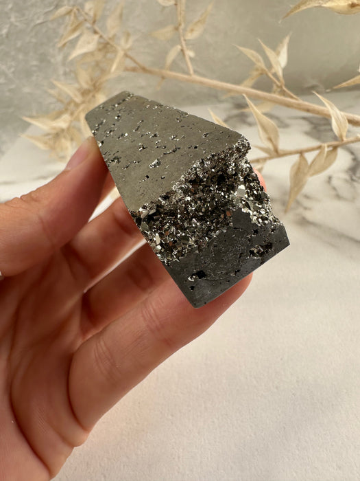 Pyrit Spitze G33
