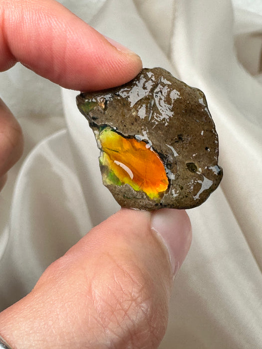 Äthiopischer Wasseropal roh C59