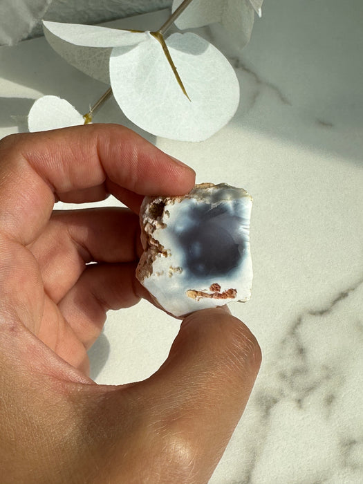 Blauer Chalcedon Anschliff B12