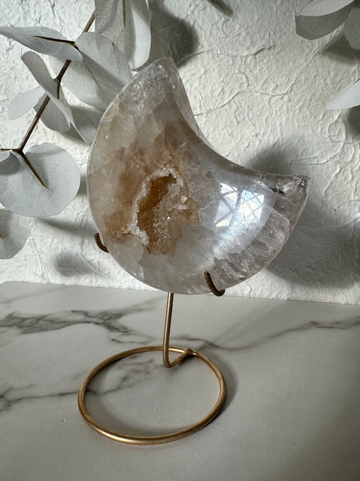 Achat Halbmond mit Druse auf Metallständer gold B-Ware A79