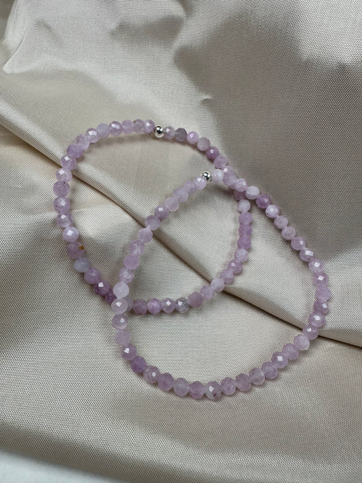 Kunzit facettiertes Armband 4mm mit 925er Silberperle