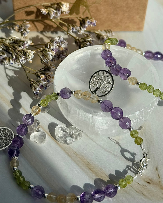 Lebensbaum-Armband mit Amethyst, Peridot und Citrin, 18 cm + 2,5 cm Verlängerung, mit 925er Silberverschluss und Lebensbaum-Anhänger